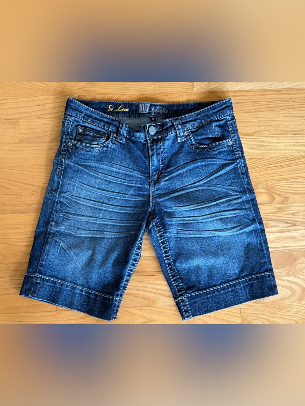 KUT From The Kloth "So Low" Distressed Denim Bermuda Shorts Women’s Size 10